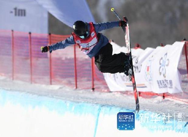 自由式滑雪u型槽世界杯:女子自由式滑雪资格赛赛况